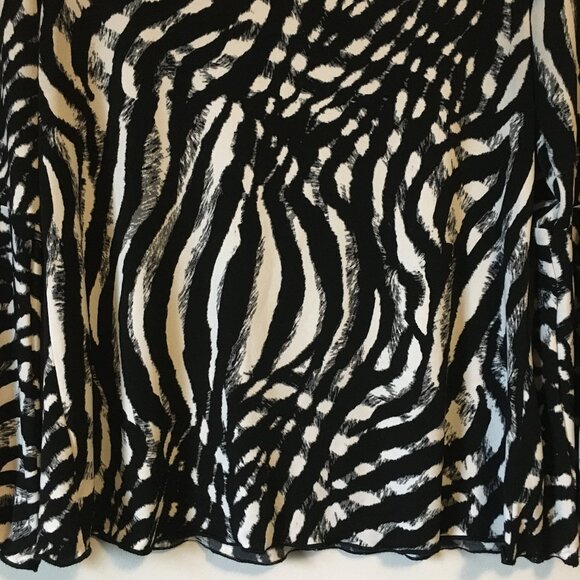 Sassy Zebra Print Bell Sleeve Top - Picture 4 of 16
